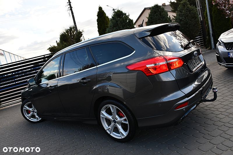 Ford Focus 1.5 EcoBlue Start-Stopp-System TITANIUM DESIGN - 3