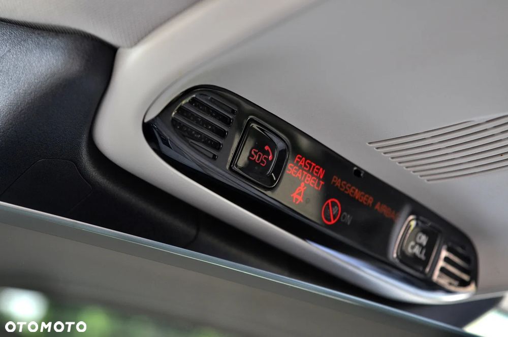Volvo XC 60 B4 D AWD Inscription - 38