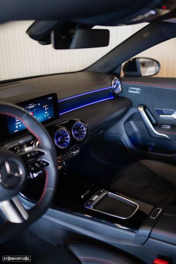 Mercedes-Benz CLA 250 e Shooting Brake AMG Line - 20