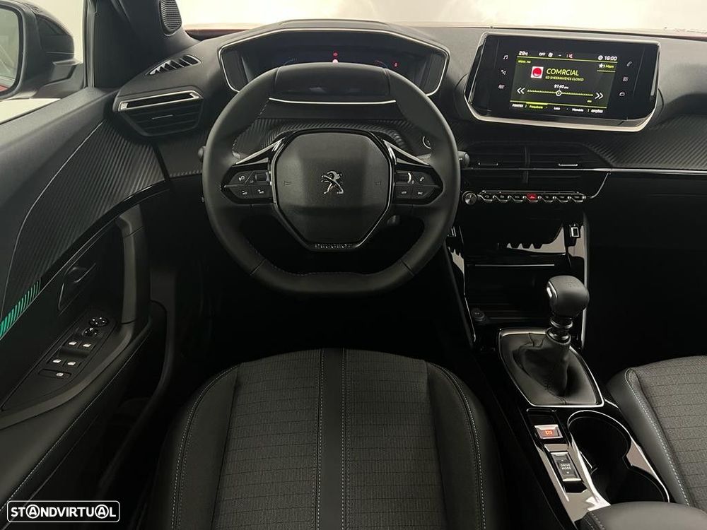 Peugeot 2008 1.2 PureTech Allure - 20