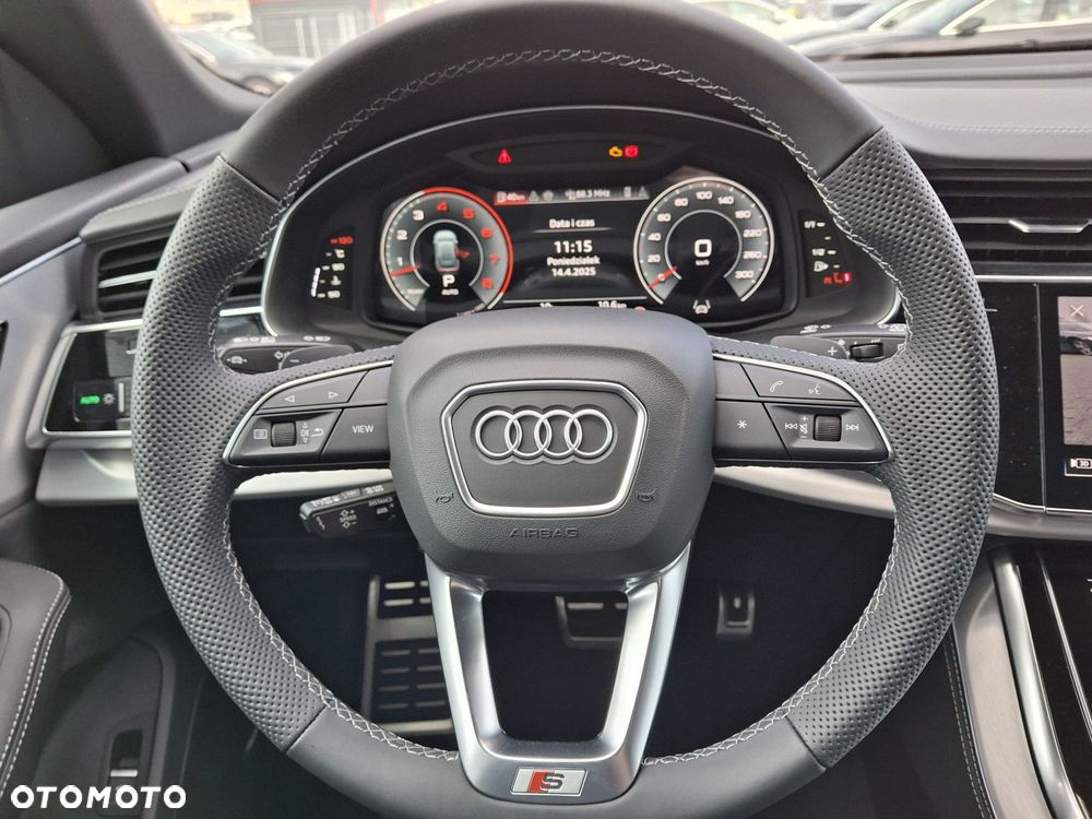 Audi Q8 - 21