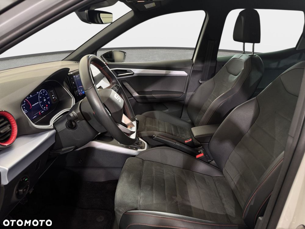 Seat Arona - 13