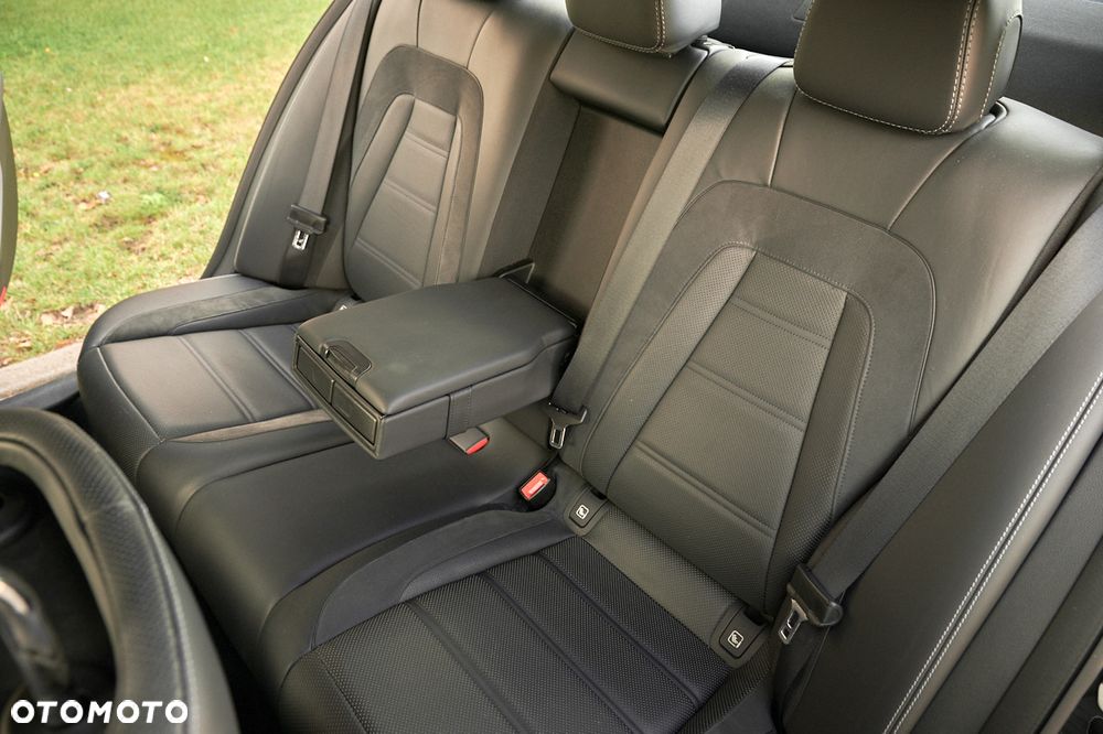 Mercedes-Benz Klasa E - 15