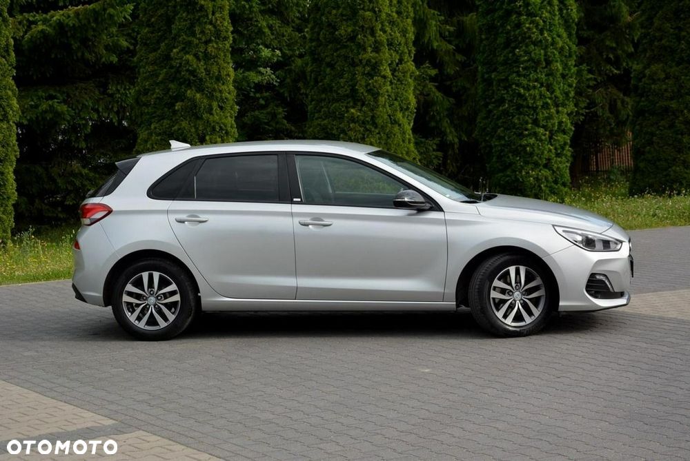 Hyundai i30 1.4 T-GDI DCT YES!+ - 11