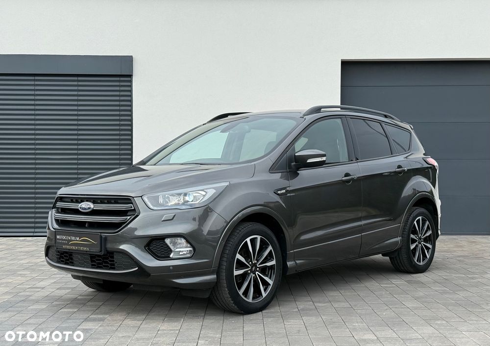 Ford Kuga 1.5 EcoBoost 2x4 ST-Line - 2