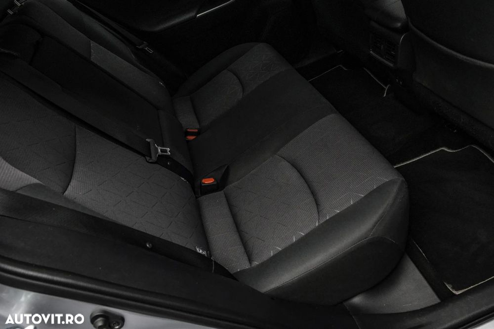 Toyota RAV4 2.0P CVT AWD Dynamic - 16