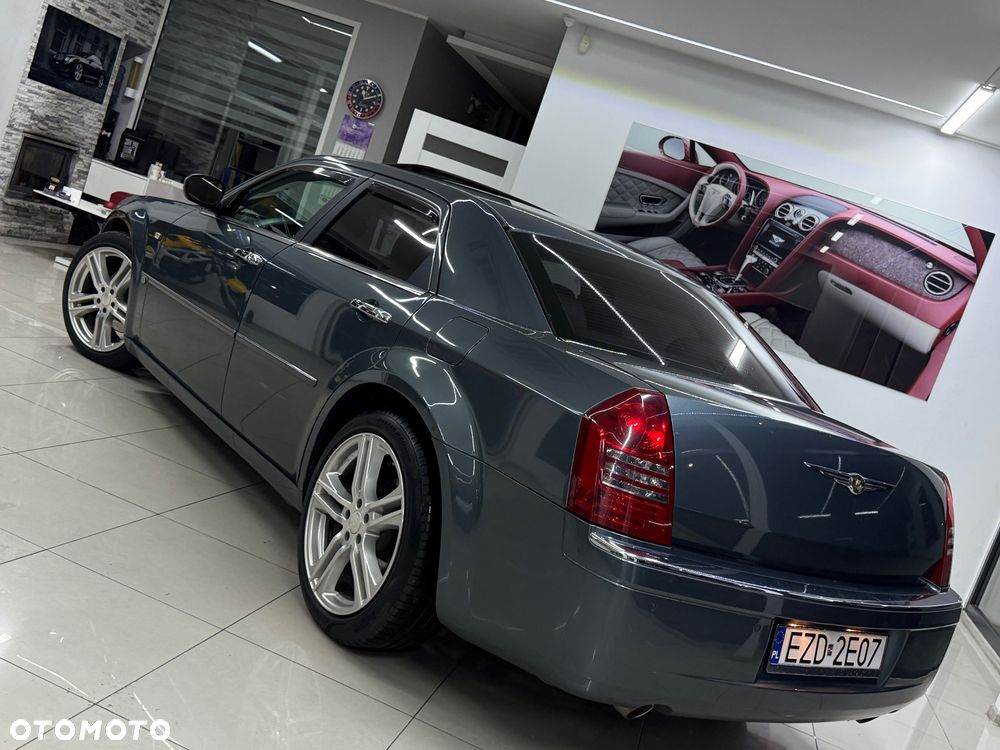 Chrysler 300C 3.0 V6 CRD - 19