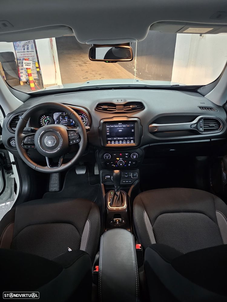 Jeep Renegade - 8