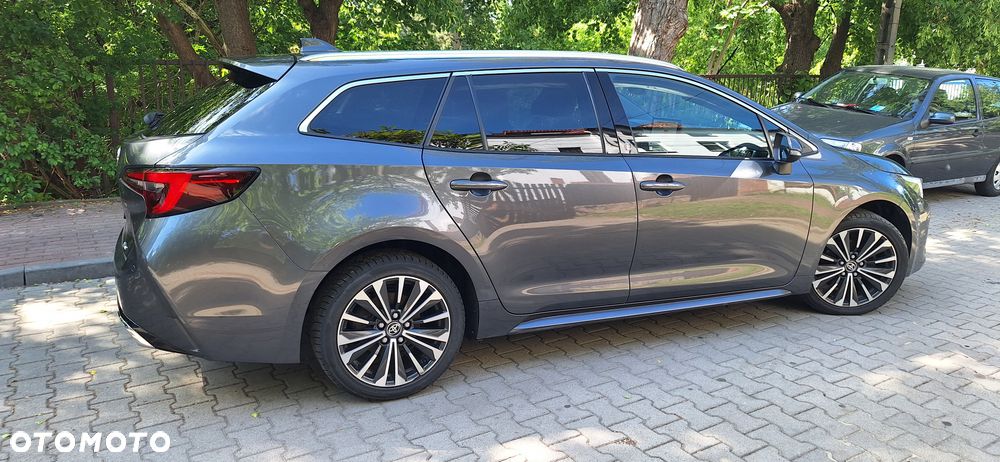 Toyota Corolla 1.8 Hybrid Executive - 5