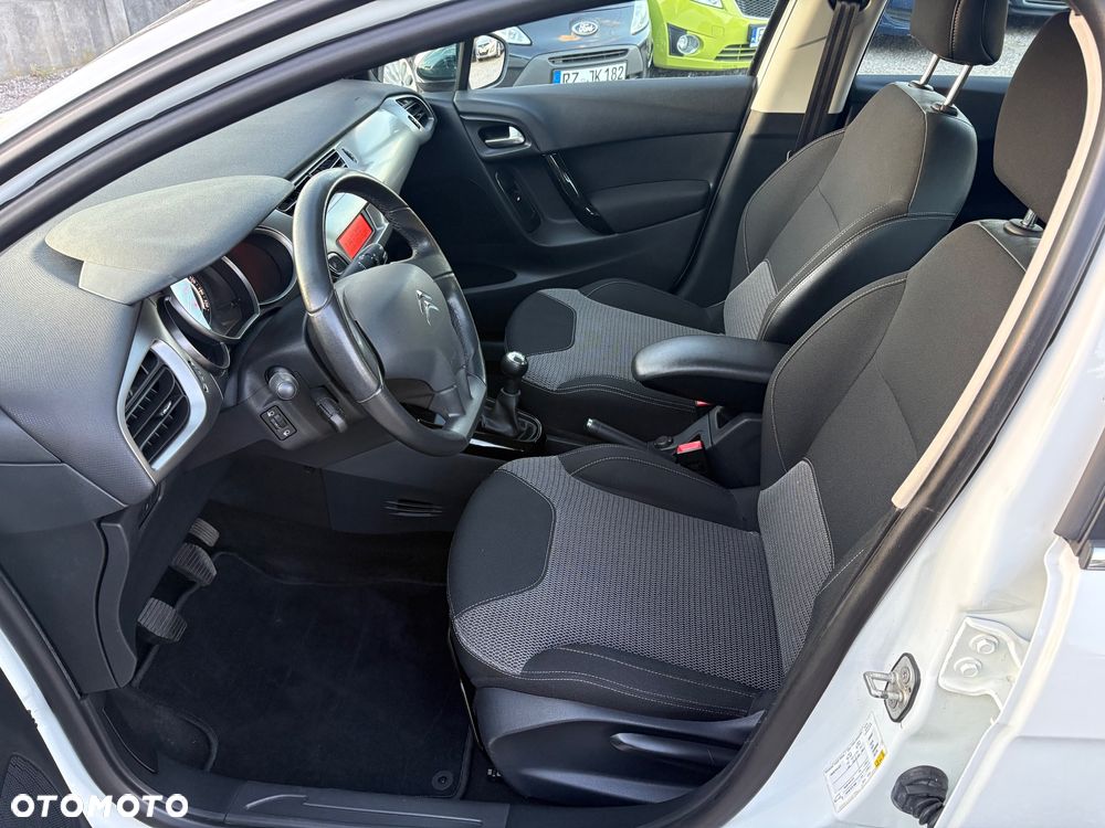 Citroën C3 Pure Tech (VTi) 68 Attraction - 21
