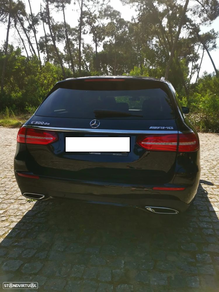 Mercedes-Benz E 300 de AMG Line - 3