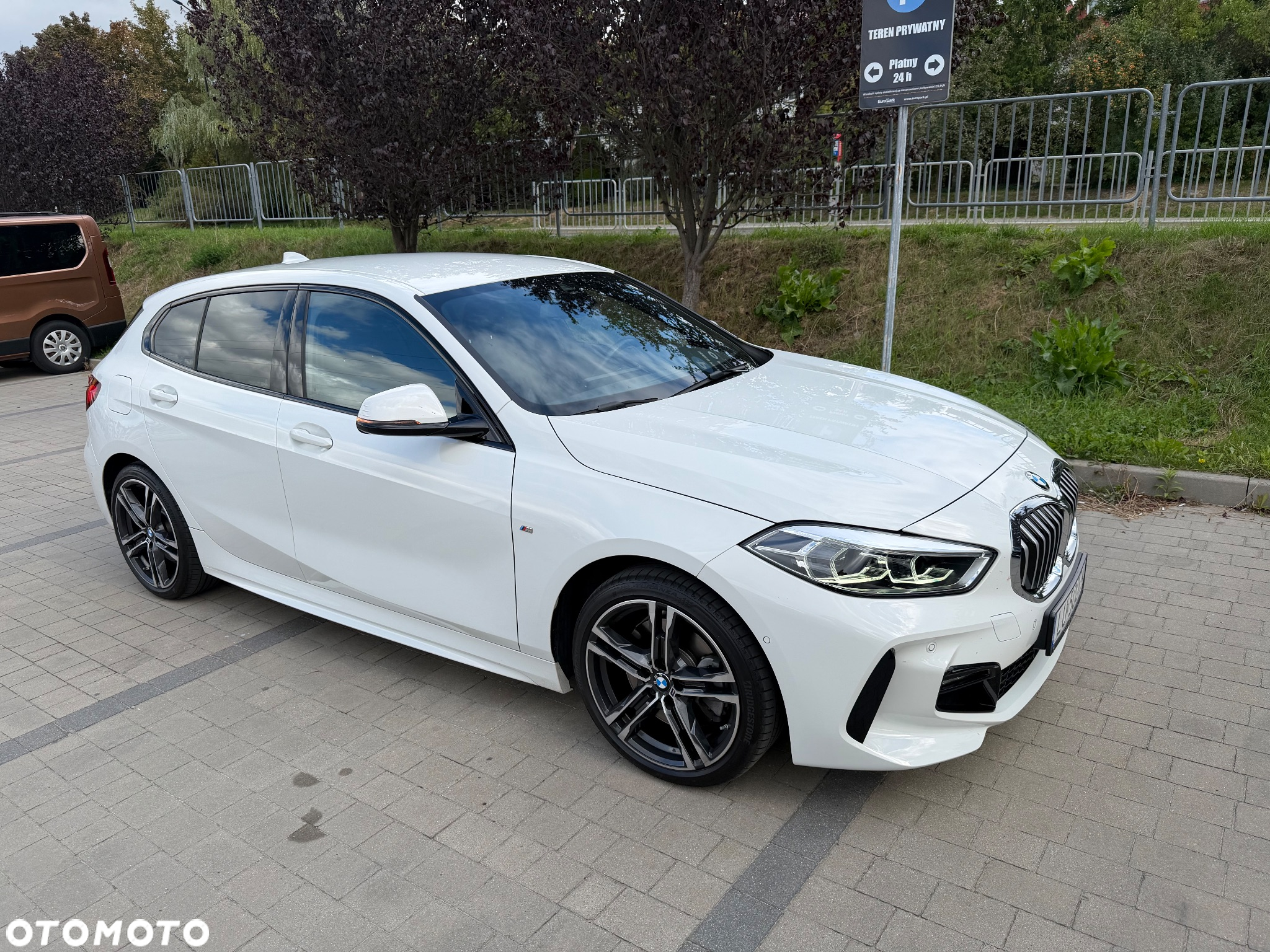 BMW Seria 1 120i - 7