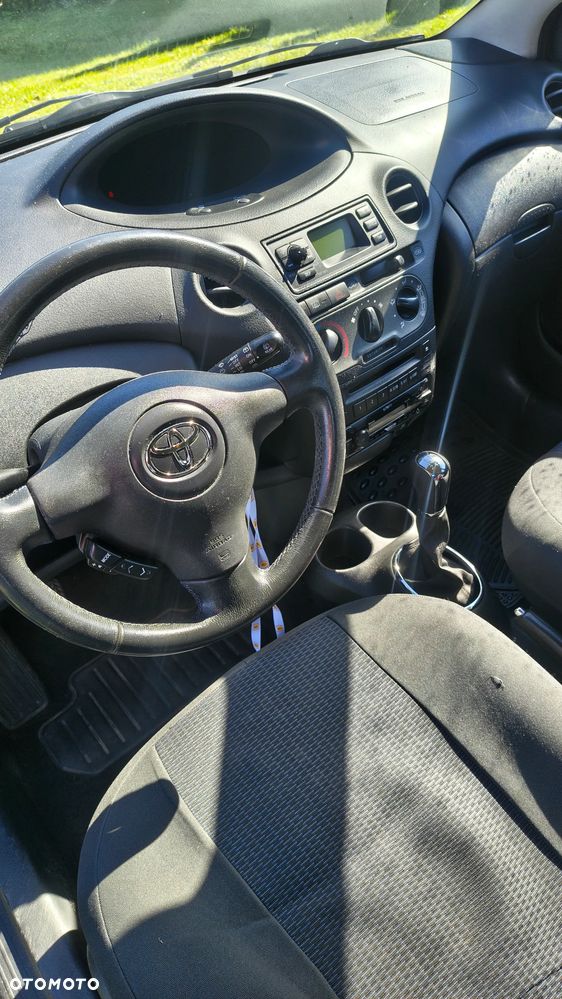 Toyota Yaris 1.3 Sol - 15