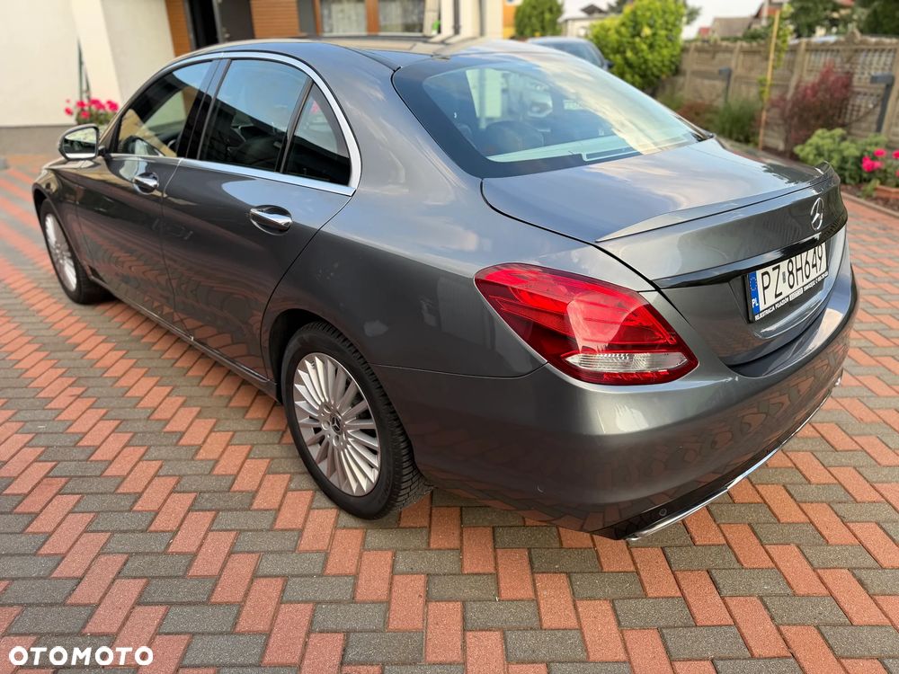 Mercedes-Benz Klasa C 200 9G-TRONIC - 9