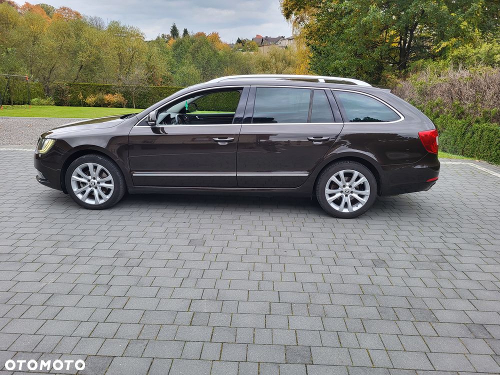 Skoda Superb 2.0 TDI Ambition DSG - 3