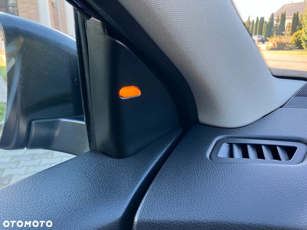 Nissan Qashqai 1.2 DIG-T N-Connecta EU6 - 40