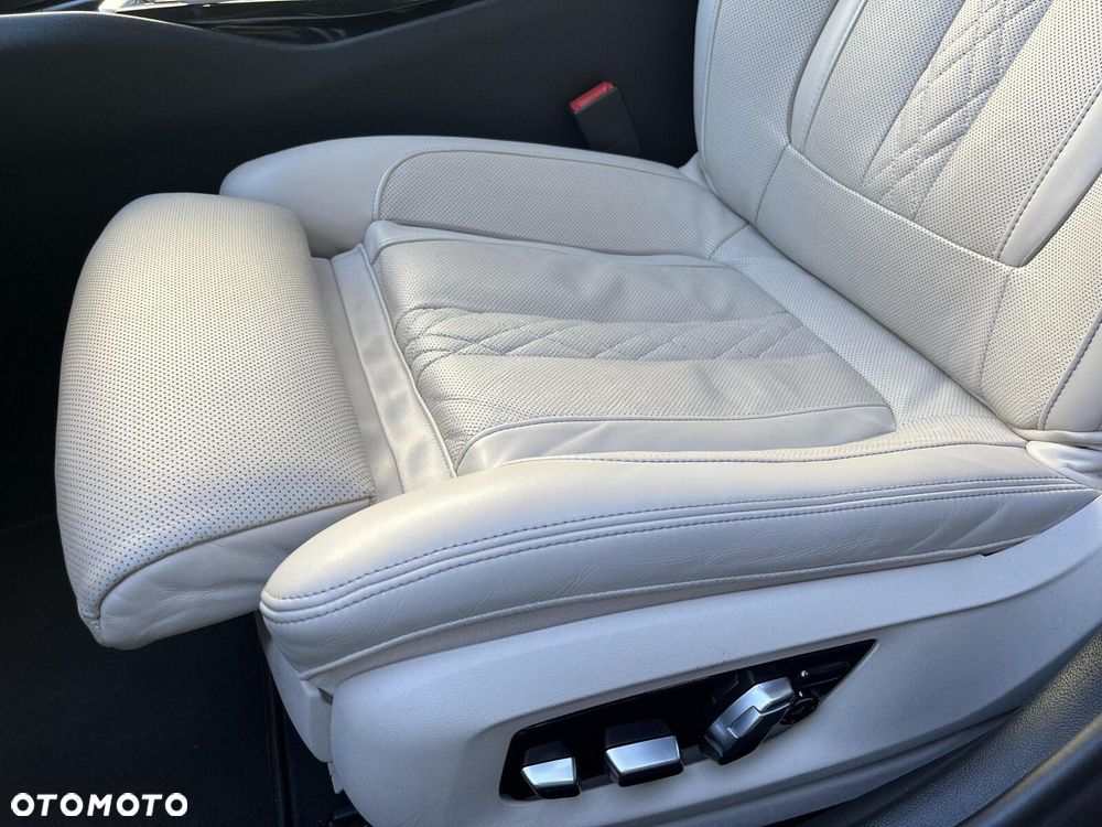 BMW Seria 5 - 13