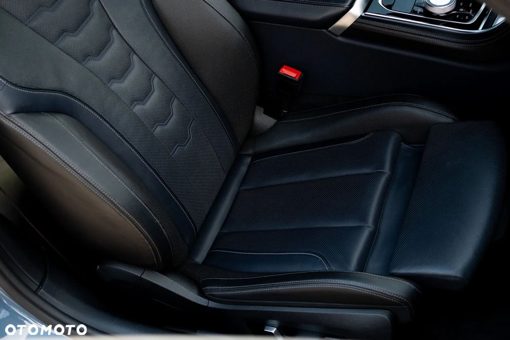 BMW Seria 8 840d xDrive - 14