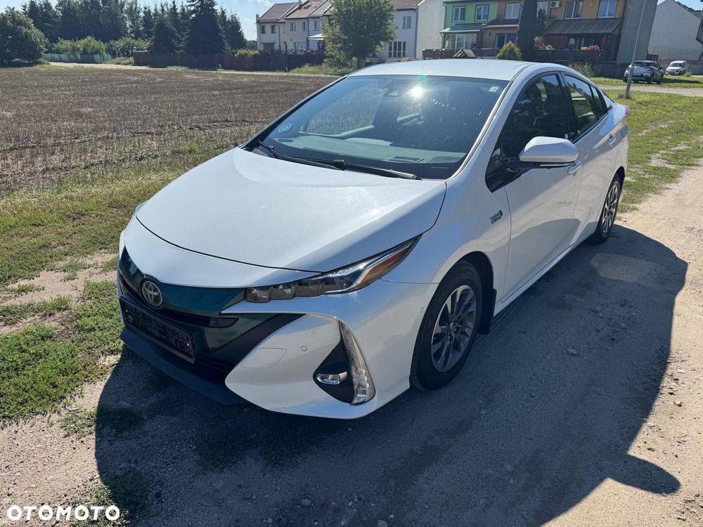 Toyota Prius Hybrid Executive - 1