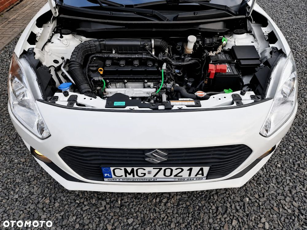 Suzuki Swift 1.2 Premium Plus - 40