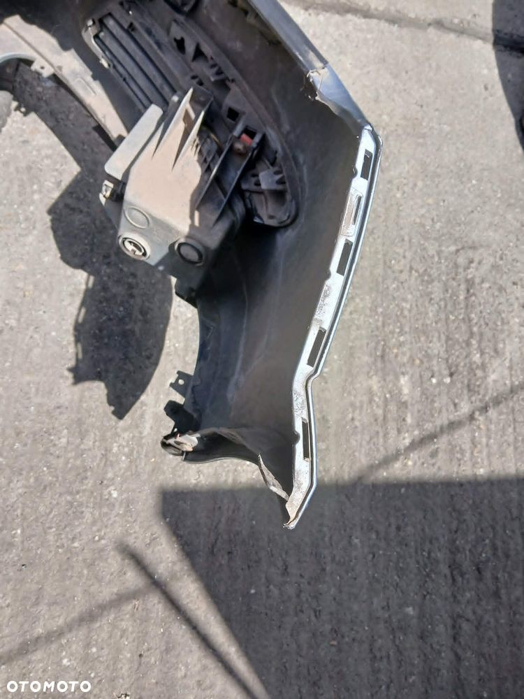 Opel Astra H III Z163 Zderzak przedni-uszkodzony - 10