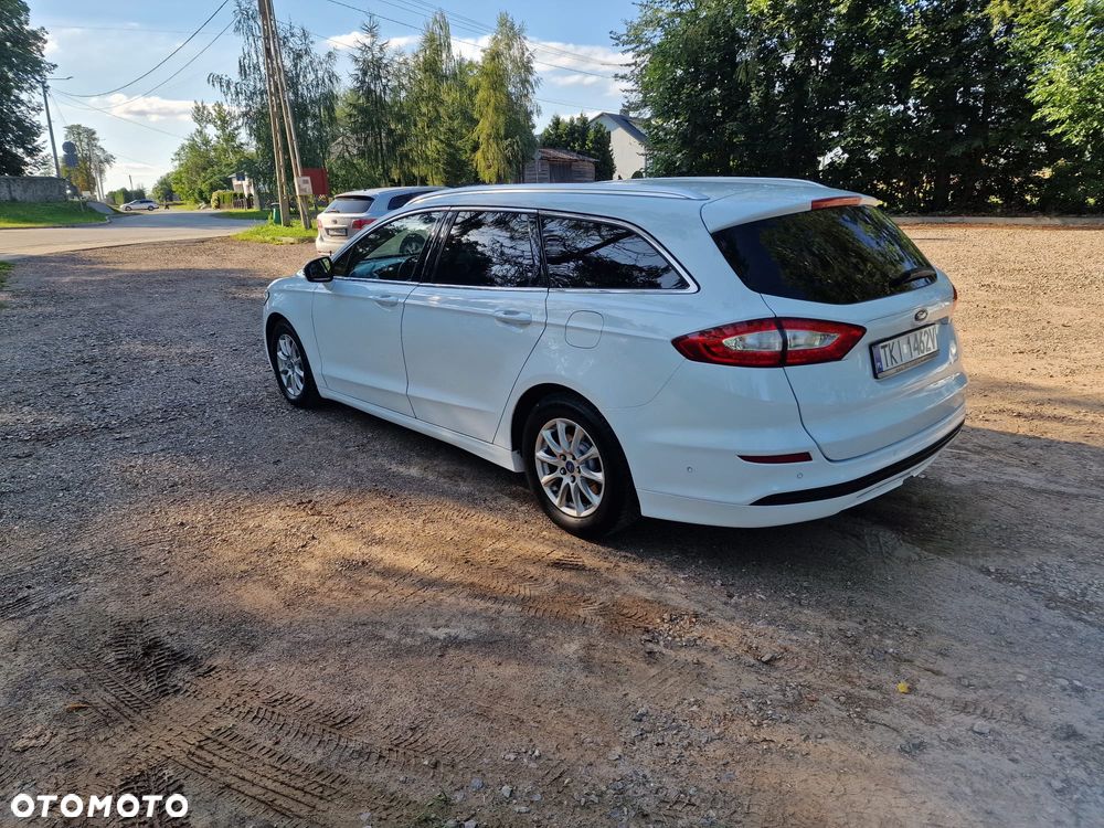 Ford Mondeo 2.0 TDCi Titanium PowerShift - 4