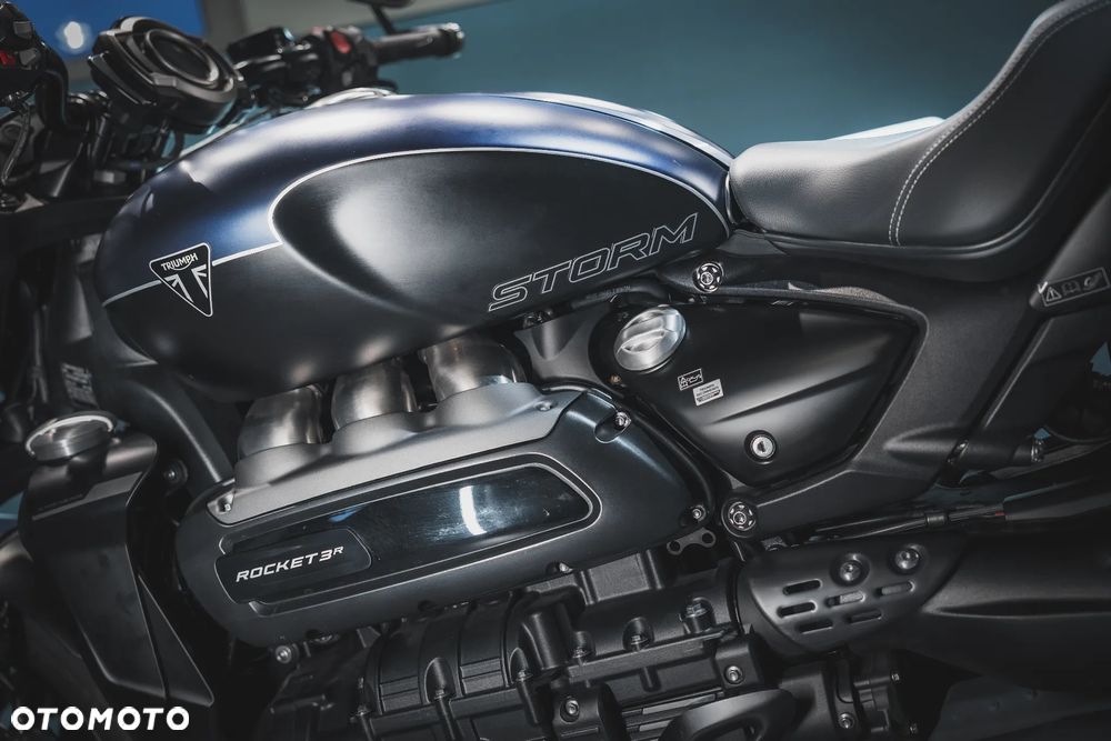 Triumph Rocket - 32