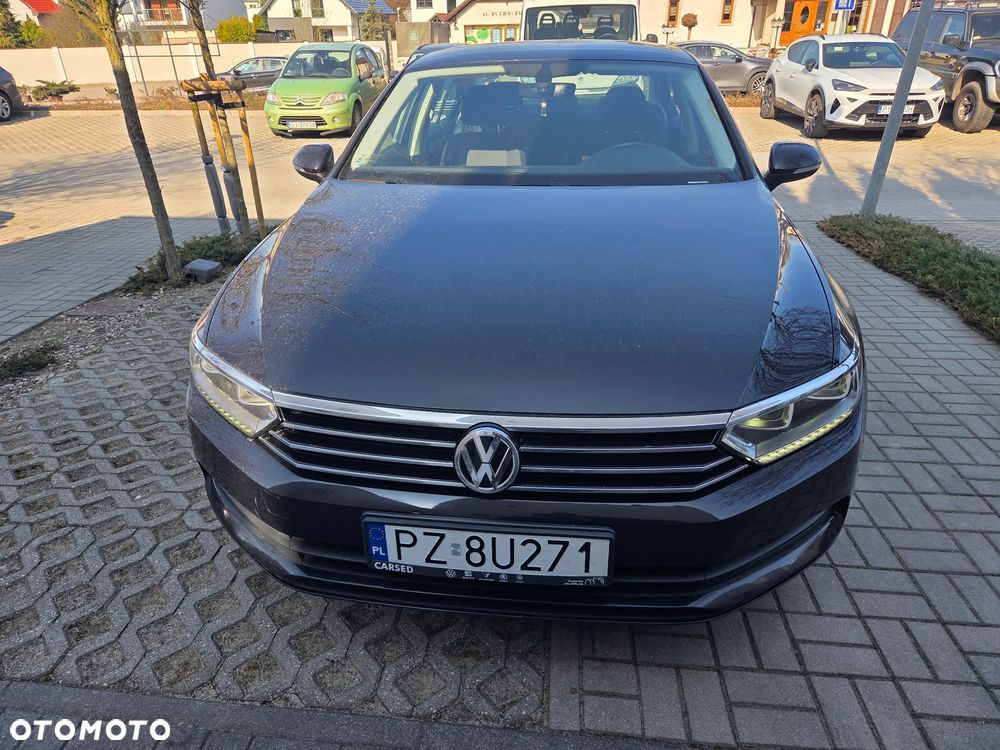 Volkswagen Passat 2.0 TDI SCR Comfortline - 2