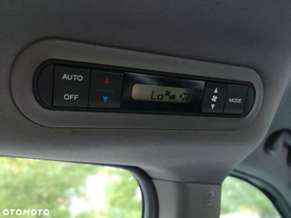 Honda Odyssey 3.5 LX - 24