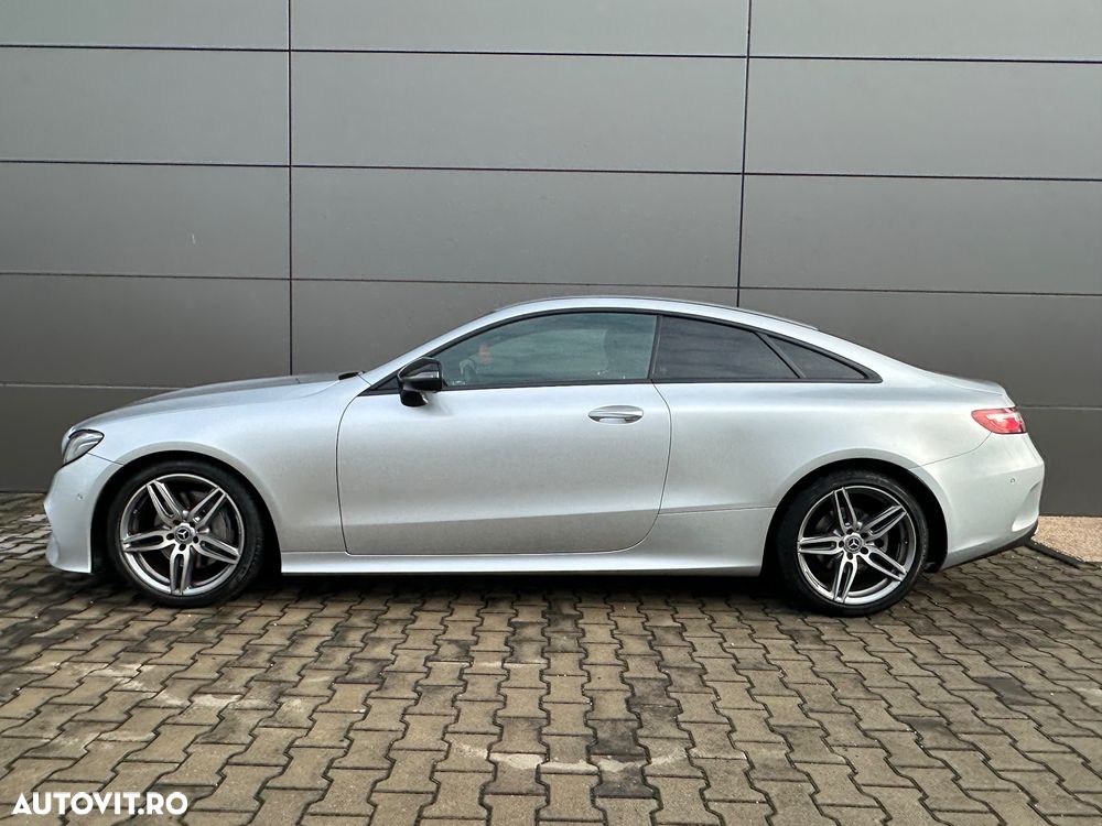 Mercedes-Benz E 200 Coupe 9G-TRONIC AMG Line - 3