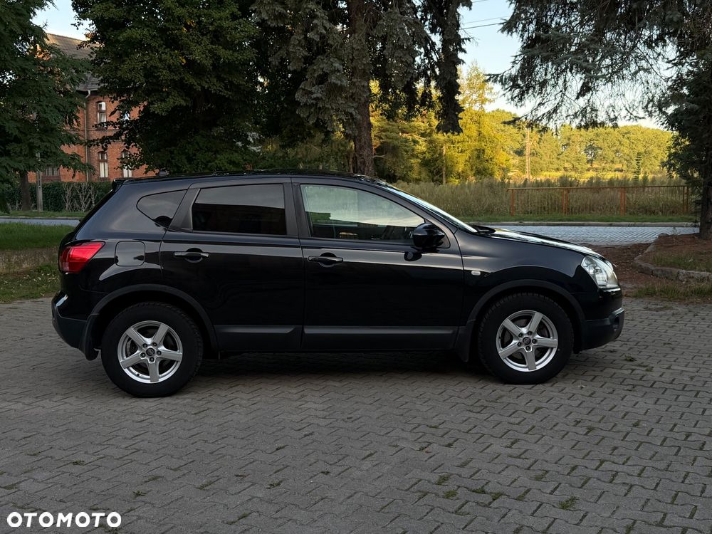Nissan Qashqai 2.0 dCi DPF tekna - 6