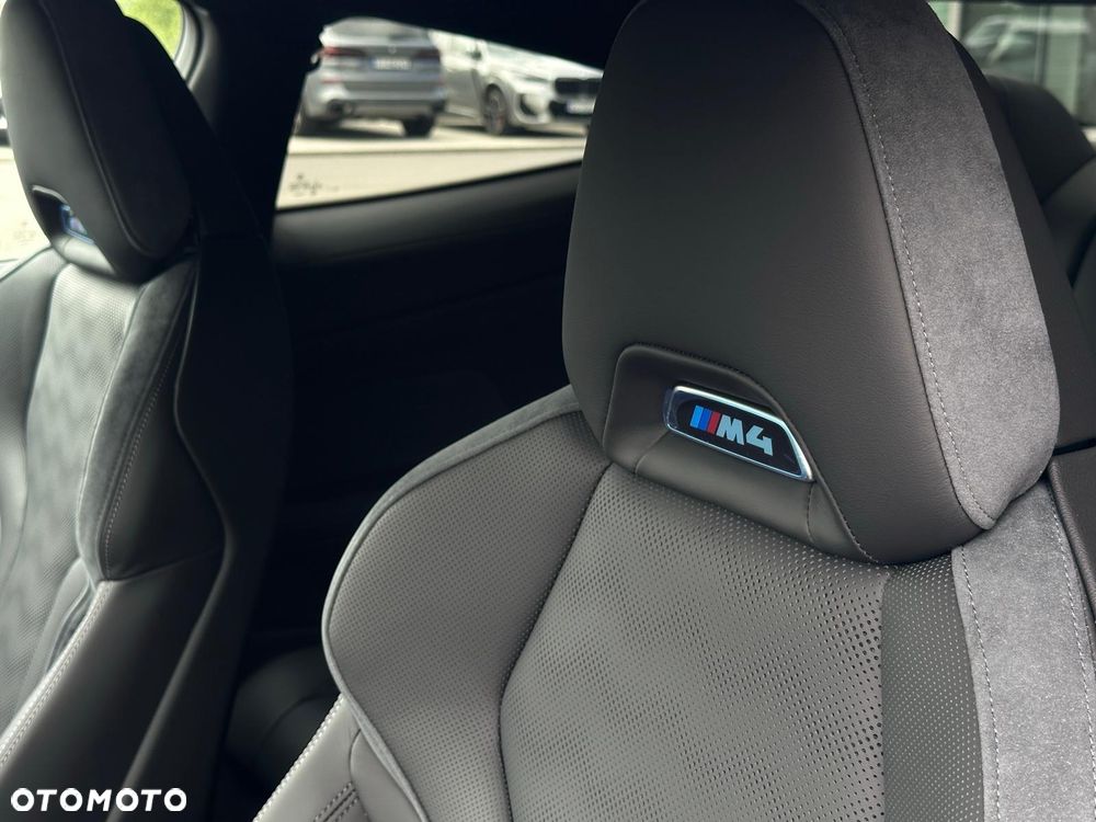 BMW M4 Competition M xDrive - 18