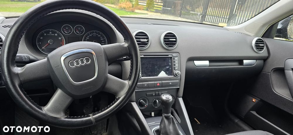 Audi A3 Sportback 1.6 Attraction - 15