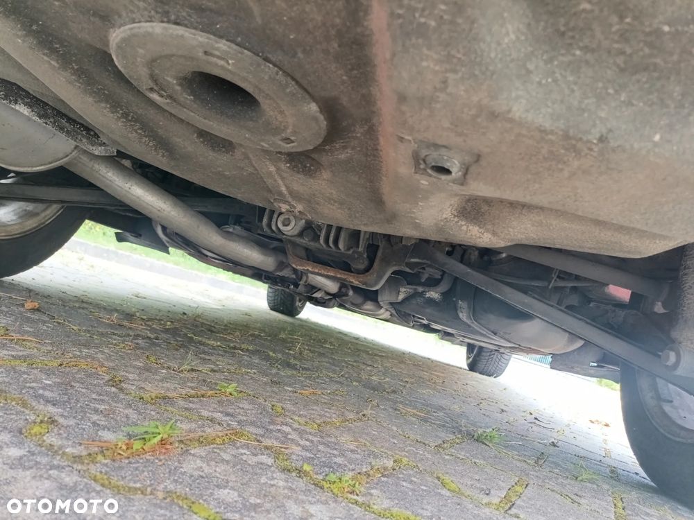 BMW Seria 3 - 21