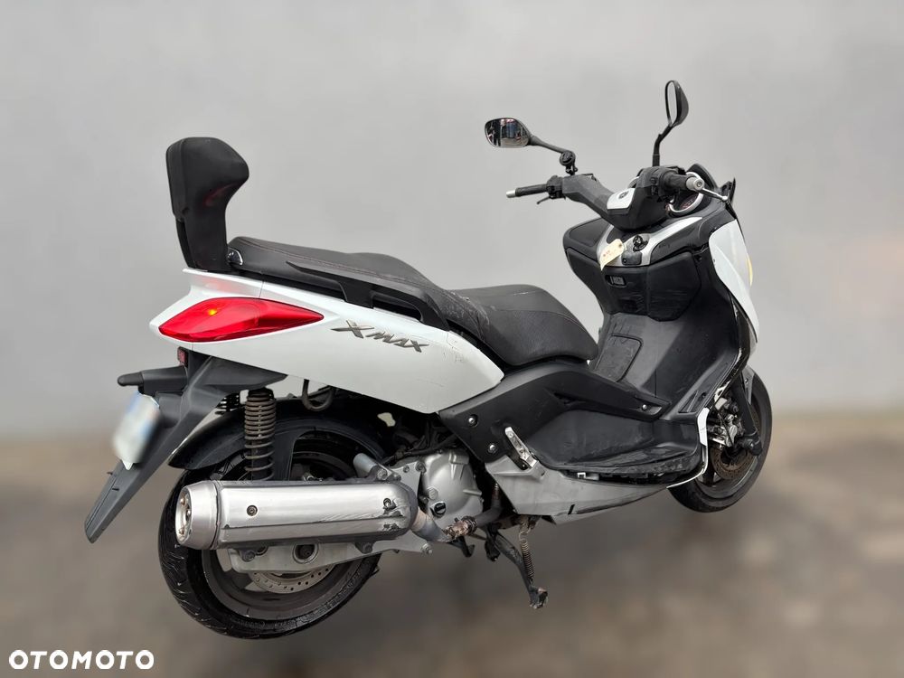 Yamaha X-max - 3