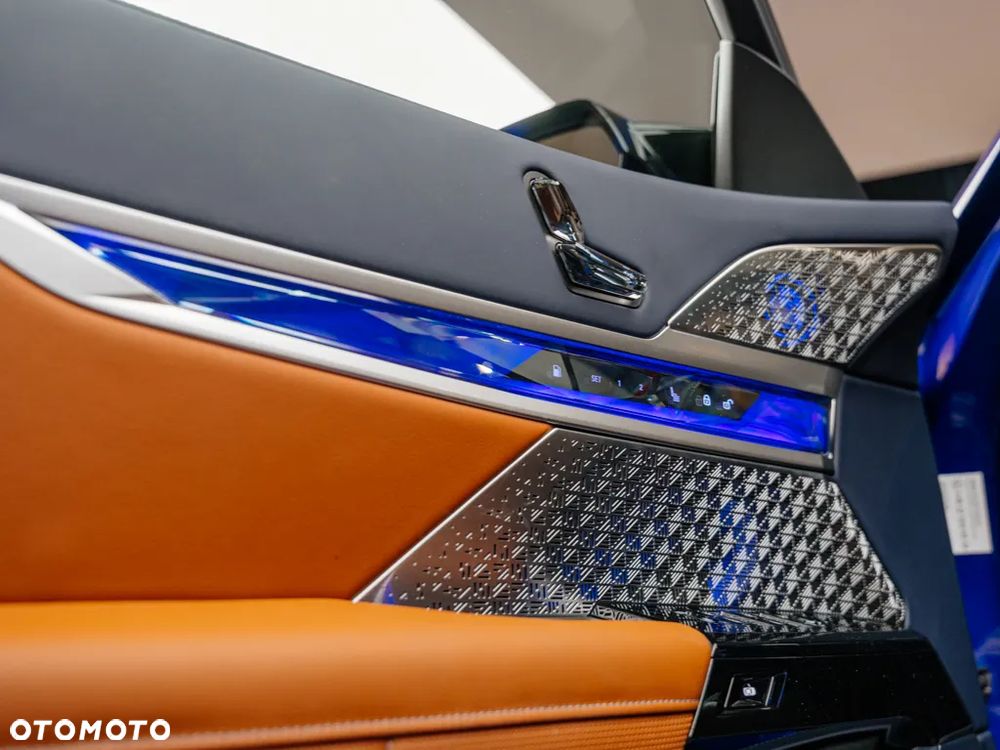 BMW Seria 7 M760e PHEV xDrive sport - 12