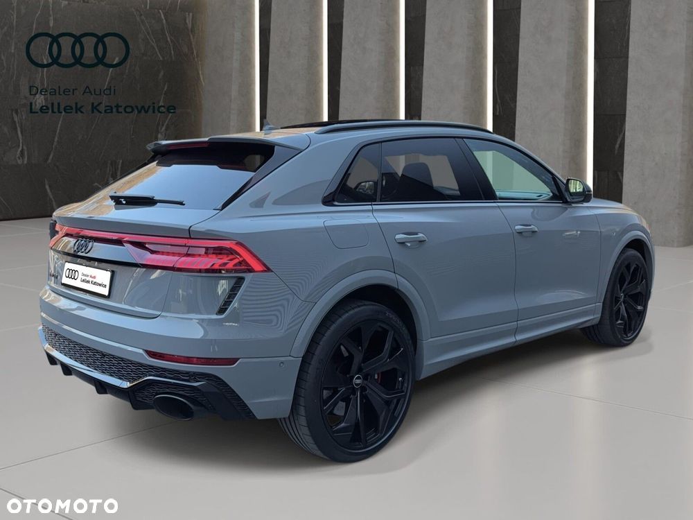 Audi RS Q8 TFSI Quattro Tiptronic - 4