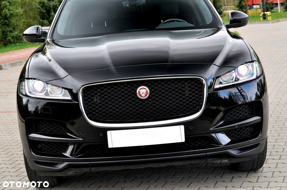 Jaguar F-Pace 20d Portfolio - 33