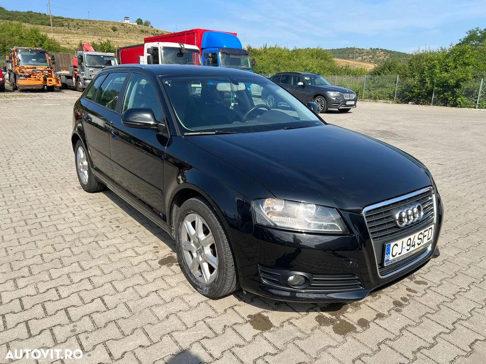 Audi A3 Sportback 1.6 TDI Ambiente - 1