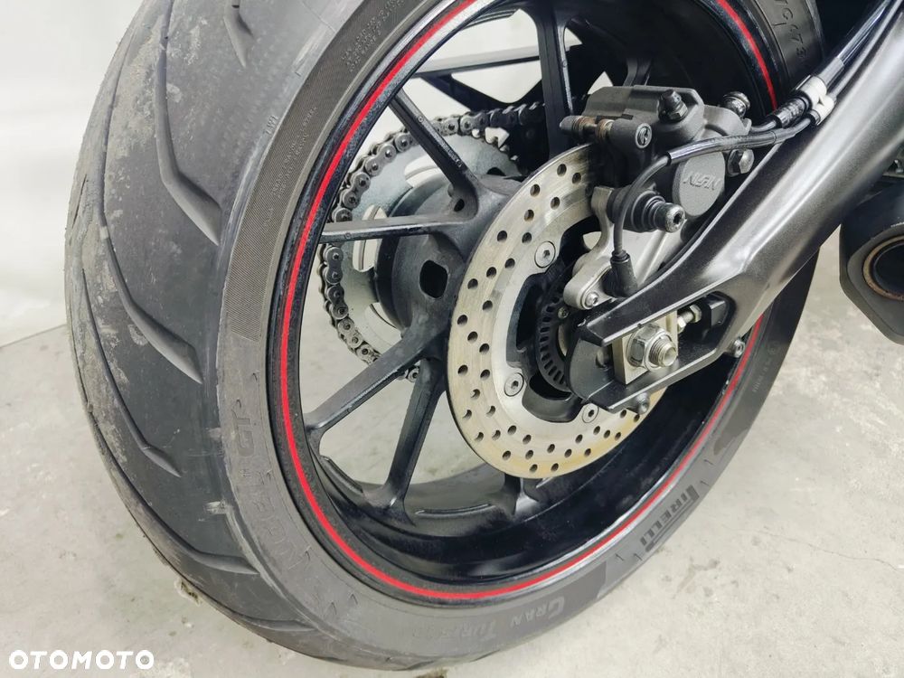 Yamaha MT - 8
