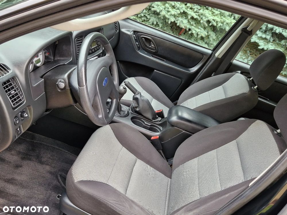 Ford Maverick Standard - 18