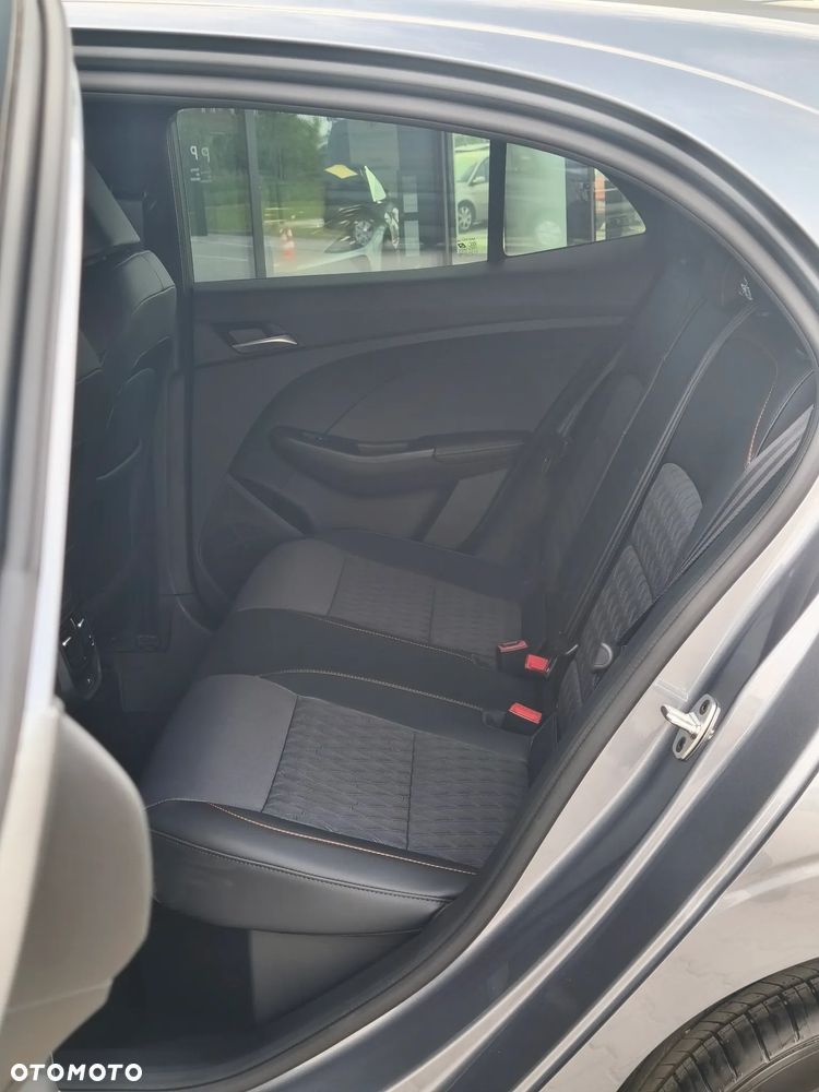 MG MG3 1.5 HEV+ Exclusive - 12