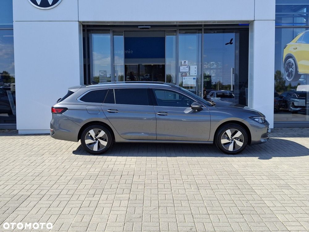 Volkswagen Passat - 7
