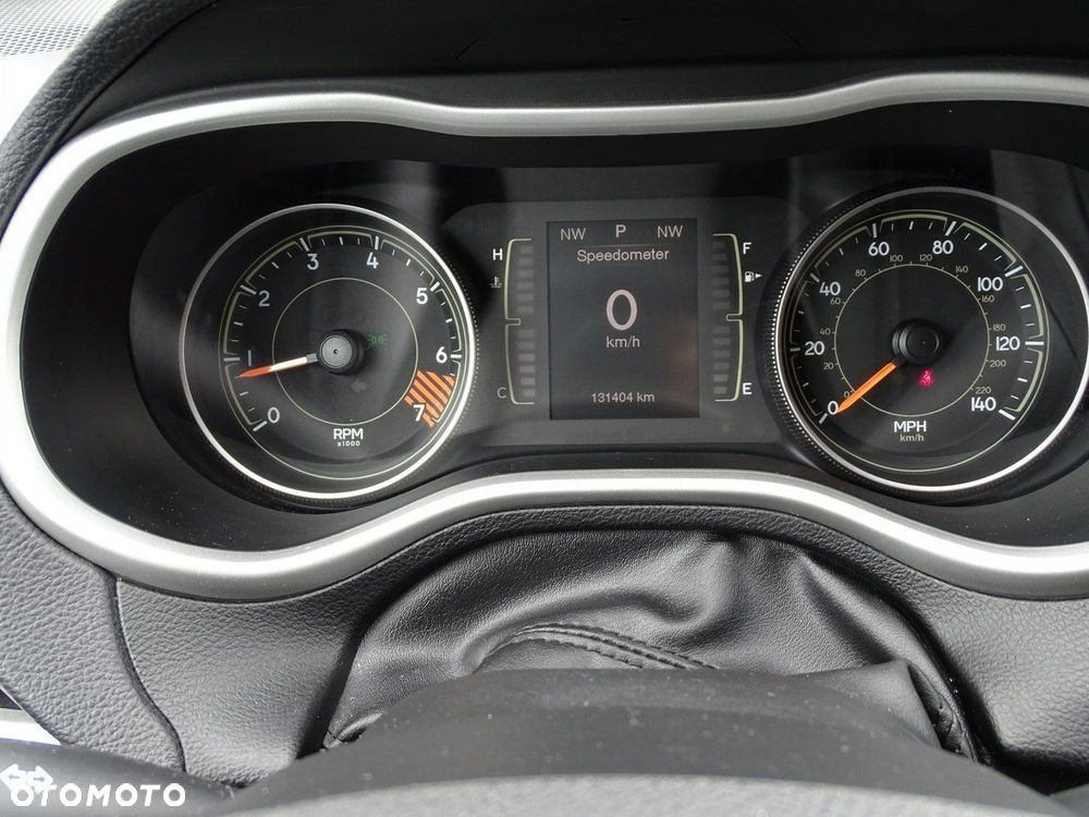 Jeep Cherokee - 9