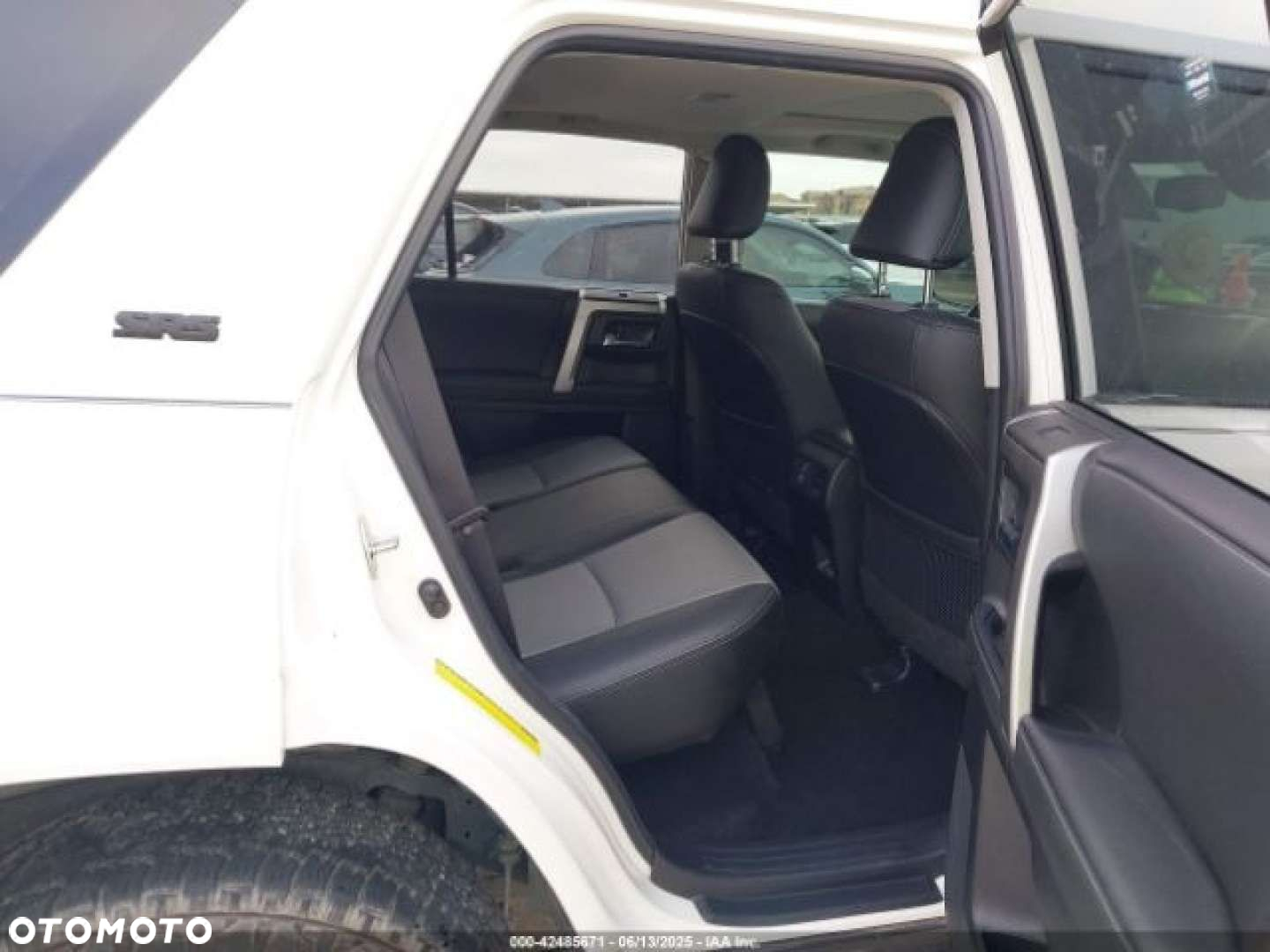 Toyota 4-Runner - 16