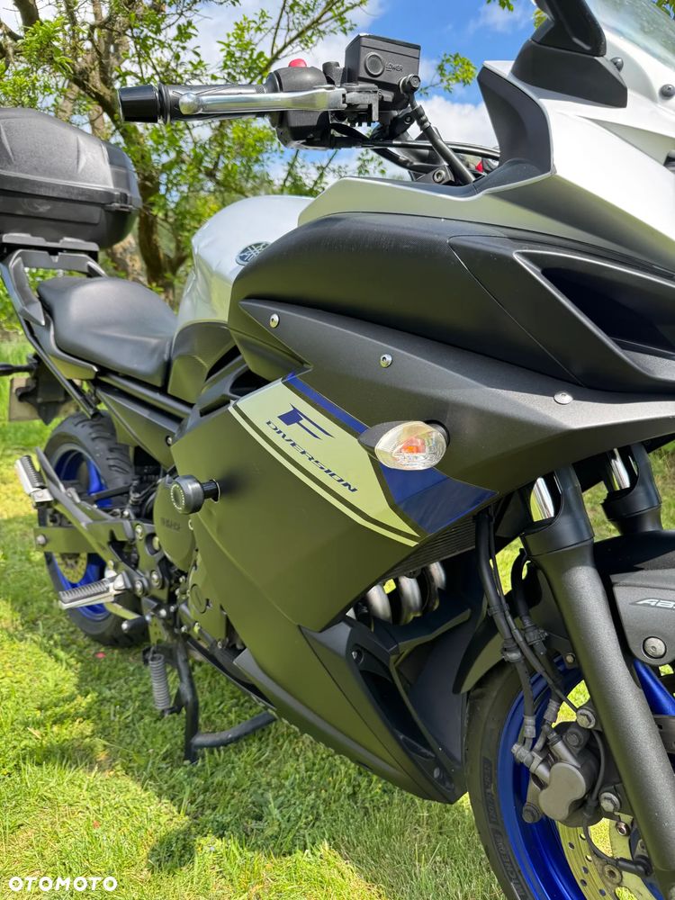 Yamaha XJ - 30