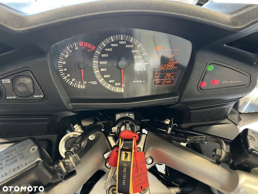Honda ST - 29