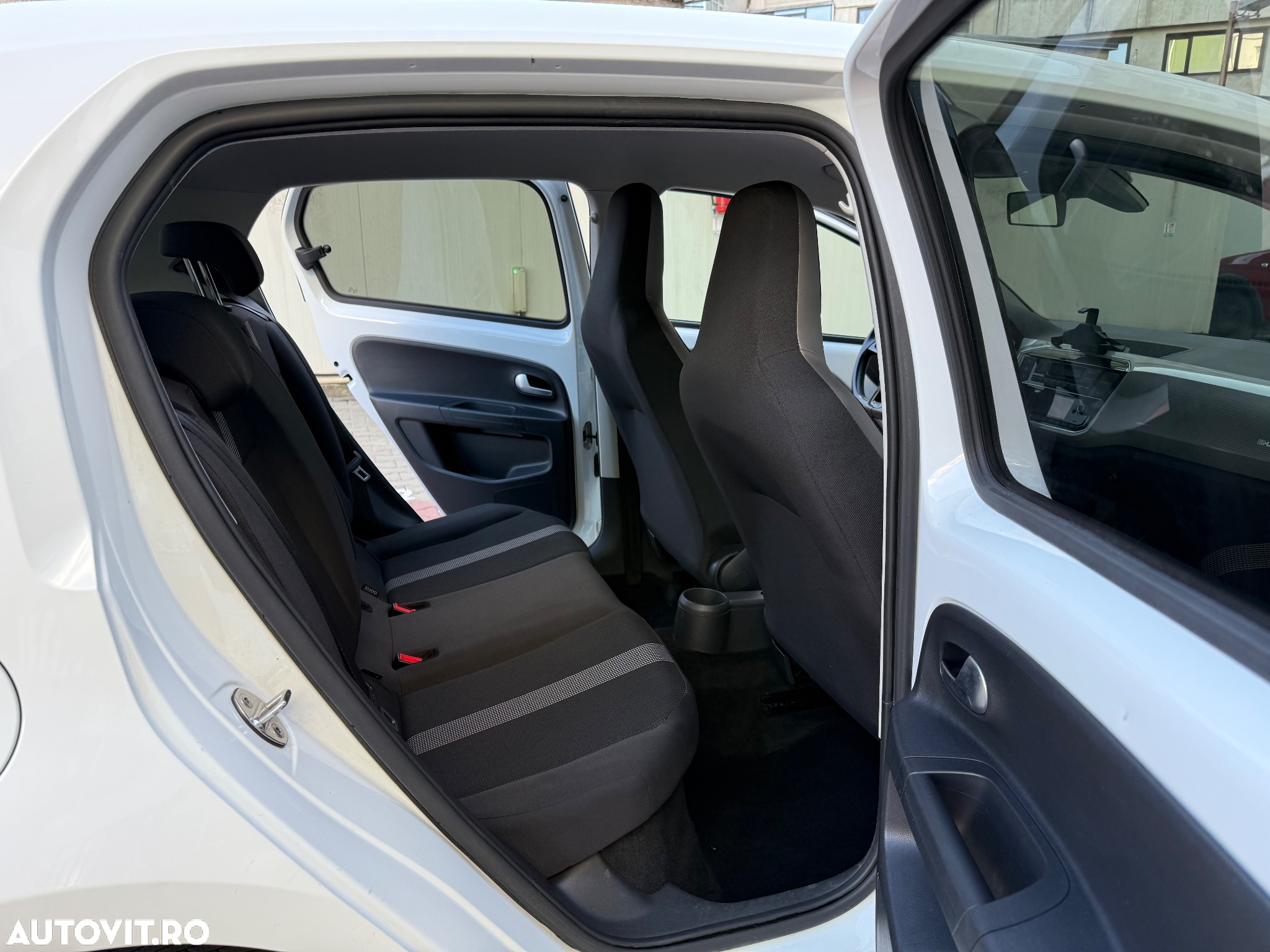 Volkswagen up! e-up! 32.3 kWh - 13