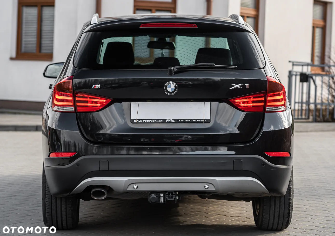 BMW X1 xDrive18d - 11