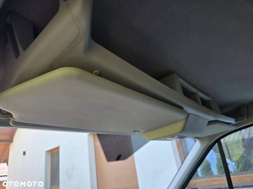 Ford TRANSIT EcoBlue Hybrid - 20